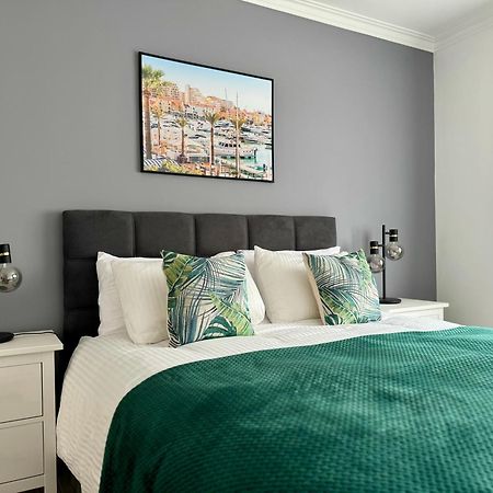 Princess Retreat Beautiful Modern Aprt 2 Min Walk From Quarteira Beach Exterior photo