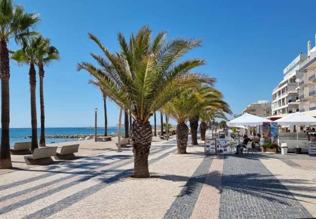 Princess Retreat Beautiful Modern Aprt 2 Min Walk From Quarteira Beach Exterior photo